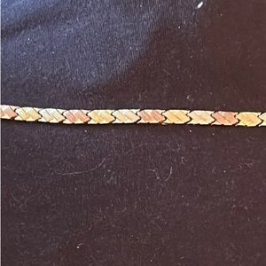 Genuine 10k gold. Tricolor Bracelet